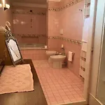 לינה וארוחת בוקר Casa Ivana *