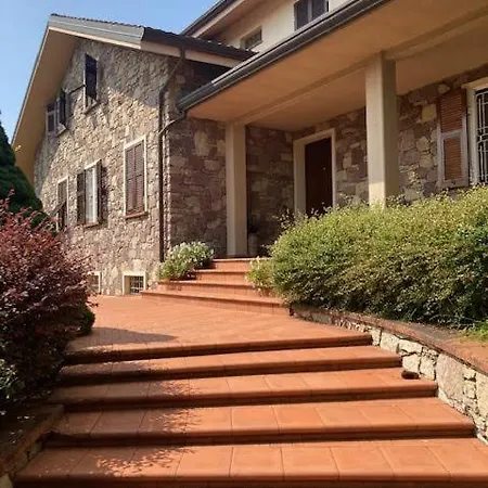 Casa Ivana בורגטו די וארה