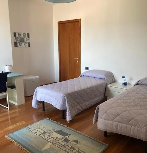 فندق مبيت وإفطار Casa Ivana *